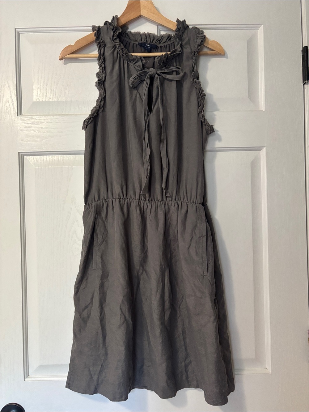 GAP Grey Ruffle Tie-Neck Midi Dress